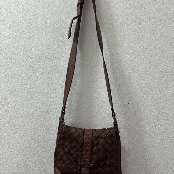 CIVICO 93 Italy Distressed Leather BOHO CROSSBODY Brown Woven Flap Messenger - Picture 2 of 16